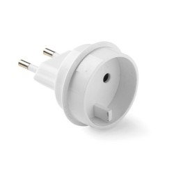1403-E/ Adpatdor europeo universal 10A-250V
