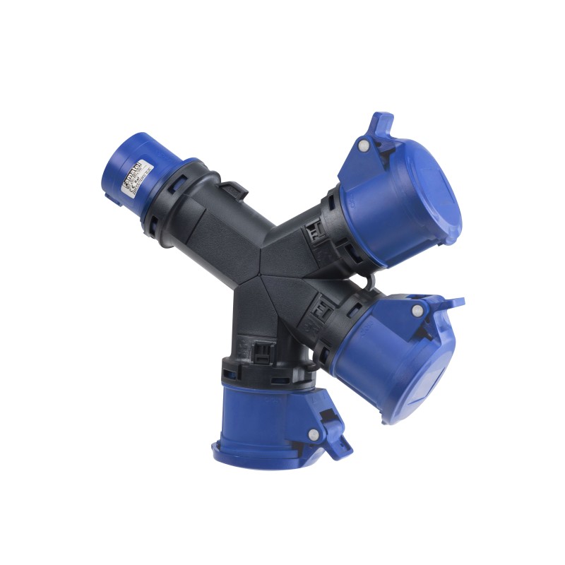 15006/ Adaptador 3 tomas 2P+T 16A 220V IP54
